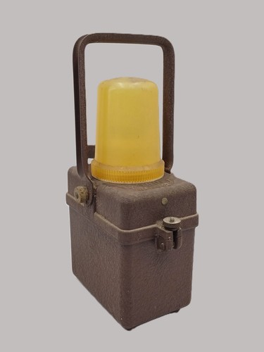 Lampe portative ancienne - , en