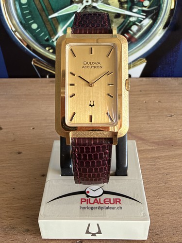 Bulova accutron vintage - accutron,