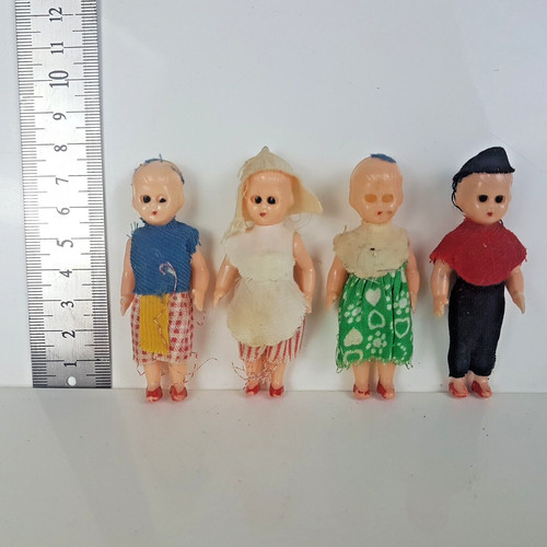 Mini poupées celluloïd - poupées,