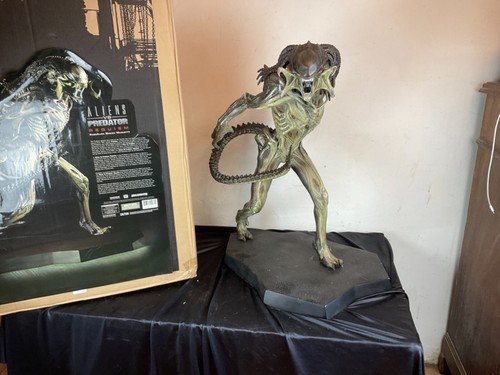 Aliens predator requiem - aliens,