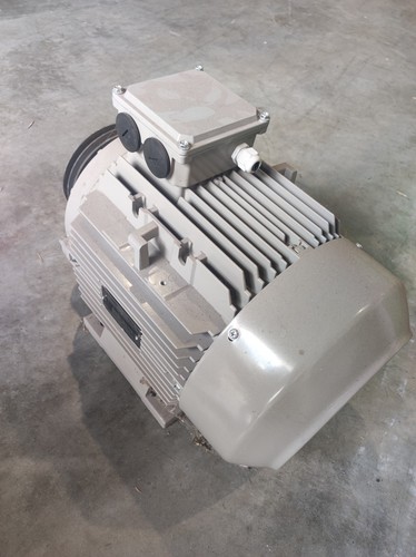 Moteur triphasé kw - triphasé, 5.5