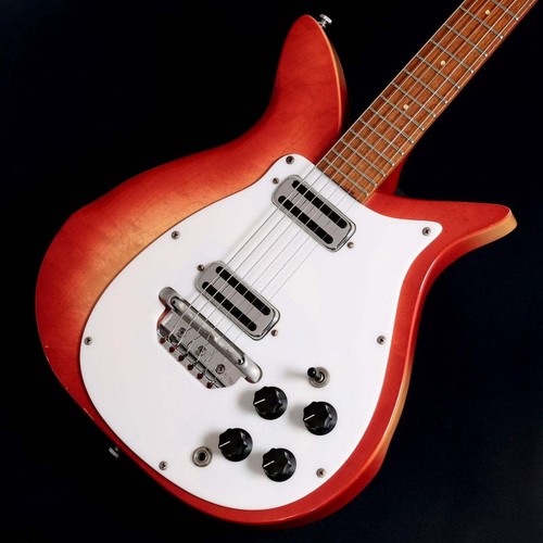 Guitare électrique occasion - électrique, d'occasion