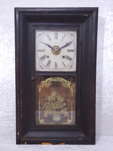 Ancienne horloge mécanique - ancienne,