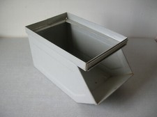 Ancien bac de rangement