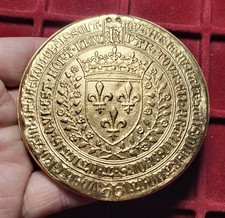 #125-T3 ~ Médaille -