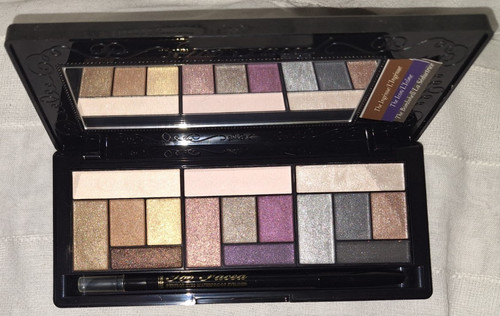 Too faced the return sexy - too,