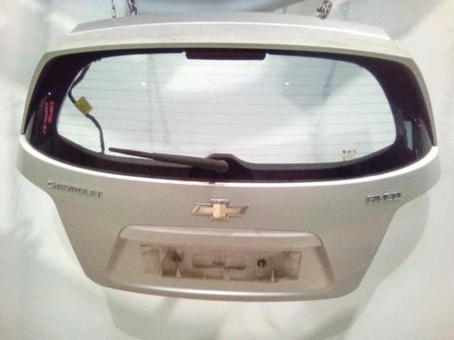 Malle hayon arriere chevrolet - arriere,