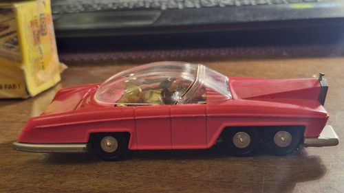 Dinky toys 100 thunderbirds - 100,