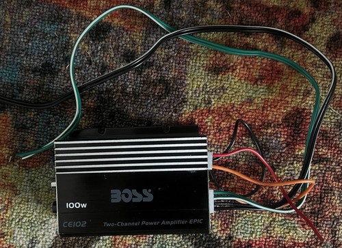 Boss ce102 amplifier - boss,
