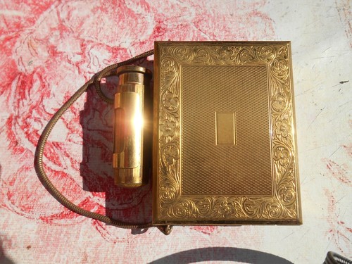 Charmant poudrier porte - charmant,