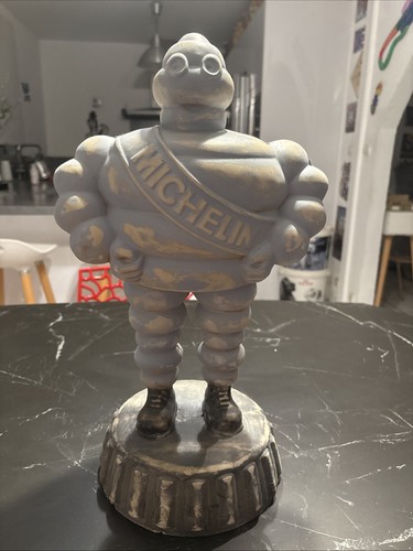 Michelin statue bibendum - michelin,