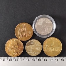 LOT 5 MEDAILLES REF18576J