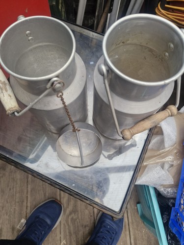 Armen lot pots lait - à,