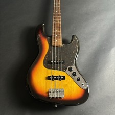 Fender Traditional 60s Jazz