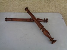 2 anciennes colonnes bois