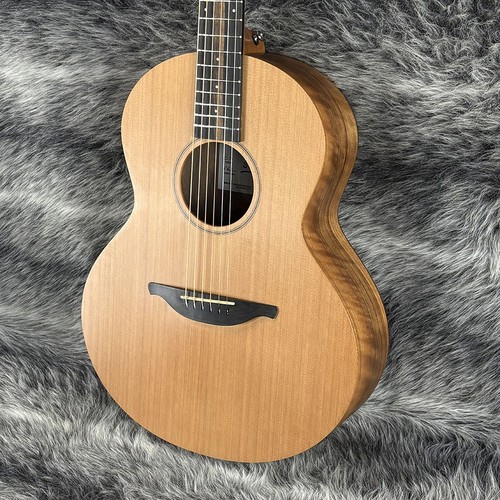 Sheeran lowden 01 - by, s-01