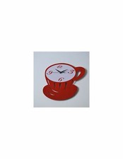 HORLOGE TASSE ROUGE 29 x 25 cm