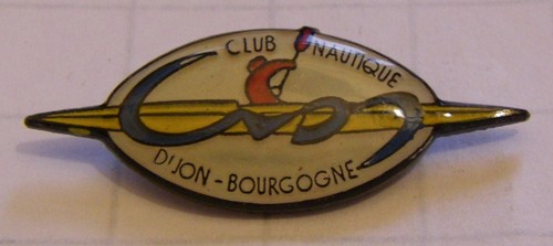 Pin club nautique - pin's,