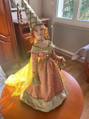 Mundia porcelain doll - porcelain, –