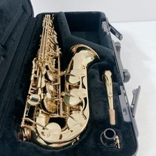 Saxophone alto YAMAHA YAS-275 excellent état occasion avec étui semi rigide