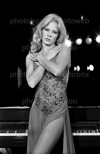 Sylvie vartan exclusive - *,