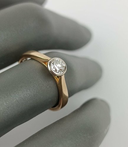 Bague solitaire - 52,