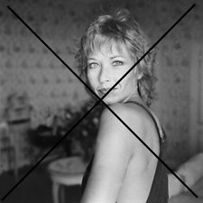 PHOTO DE MARLENE JOBERT 1976