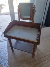 Coiffeuse de Poupée Ancienne En Bambou Plateau En Marbre ou Style Vintage