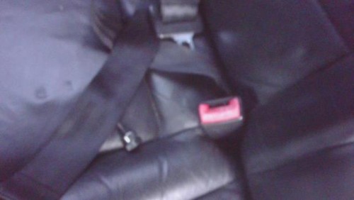 Attache ceinture arriere - , droit