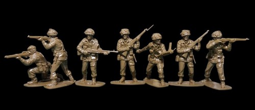 Ensemble figurines au - 1, de