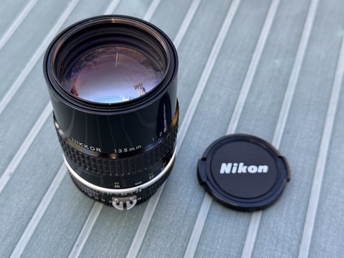 Nikon nikkor 135mm - nikon, f/2,8