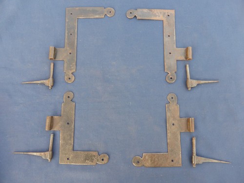 Petites pentures équerre - 4, d'équerre