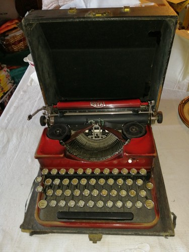 Ancienne machine écrire - ancienne,