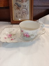 Ancienne tasse à déjeuner