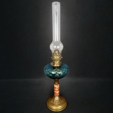 Ancienne lampe à pétrole