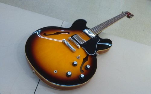 Epiphone 335 ig - /,