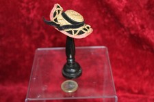 Rare petit chapeau ancien  pour mignonette en paille de bourbonnaise