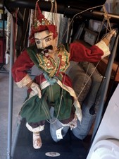 Ancienne Grande Marionnette