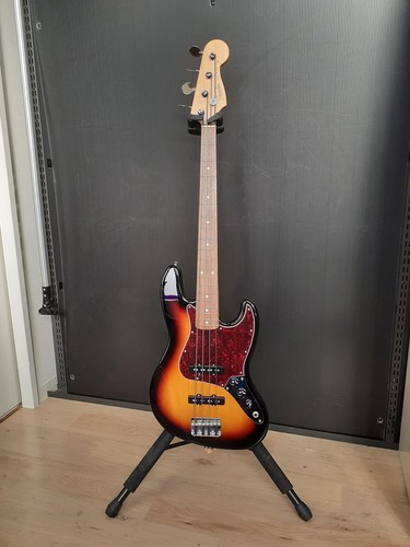 Basse électrique fender japan - basse,