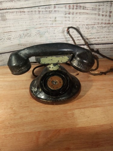 Antique black bakelite - black,