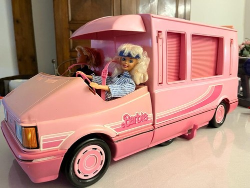 Barbie magic van - magic, home