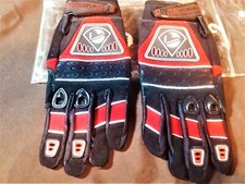 GANTS "LOOWELL" ROUGE  (TAILLE