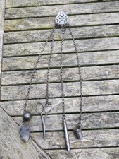 CHATELAINE DE COUTURIERE