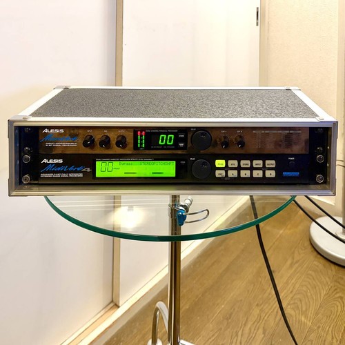Alesis midiverb and - alesis, 4