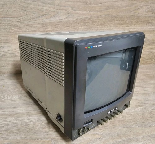 Sony trinitron pvm 9020me - trinitron, pvm-9020me