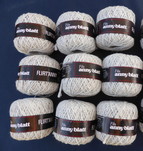 Pelotes gris fils anny - 50, g