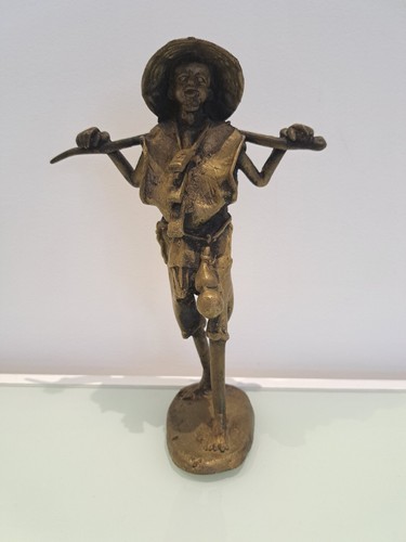 Statuette bronze art - statuette,
