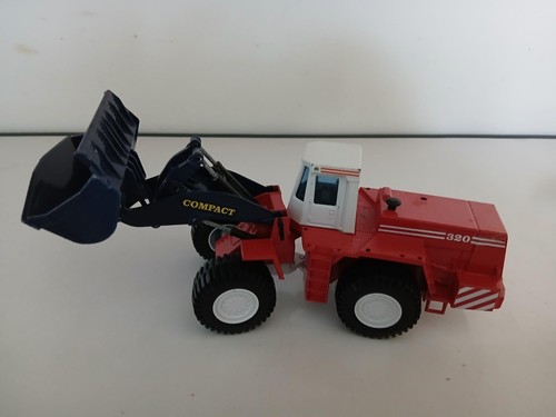 Tracto pelle compact320 - tracto, joal