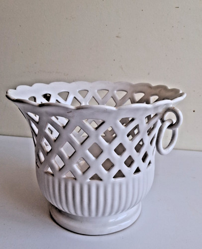 Cache pot faïence blanche