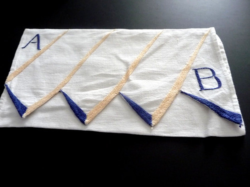 Linge ancien porte - linge,